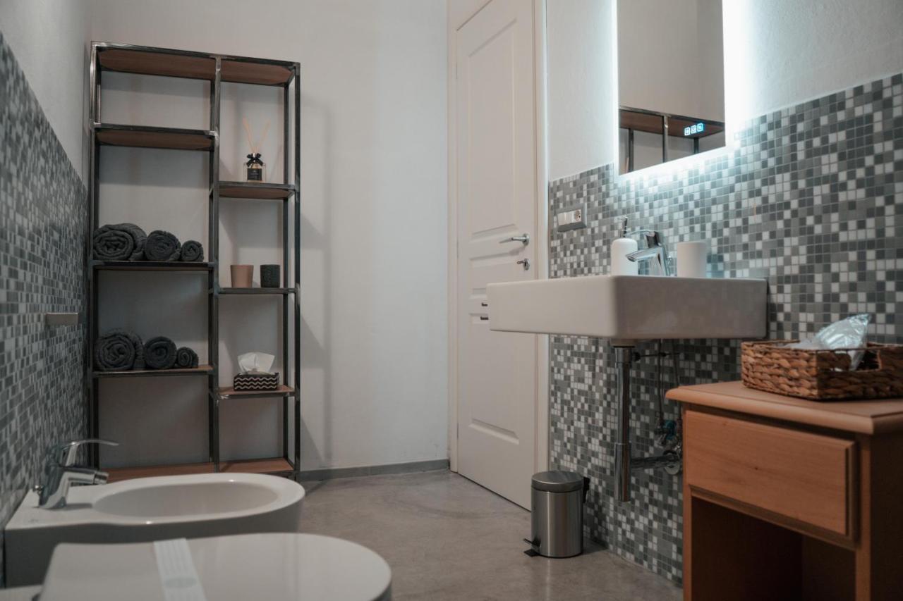 Centro Storico Recinto Dei Nobili 2-Private Parking Apartment Asti Luaran gambar