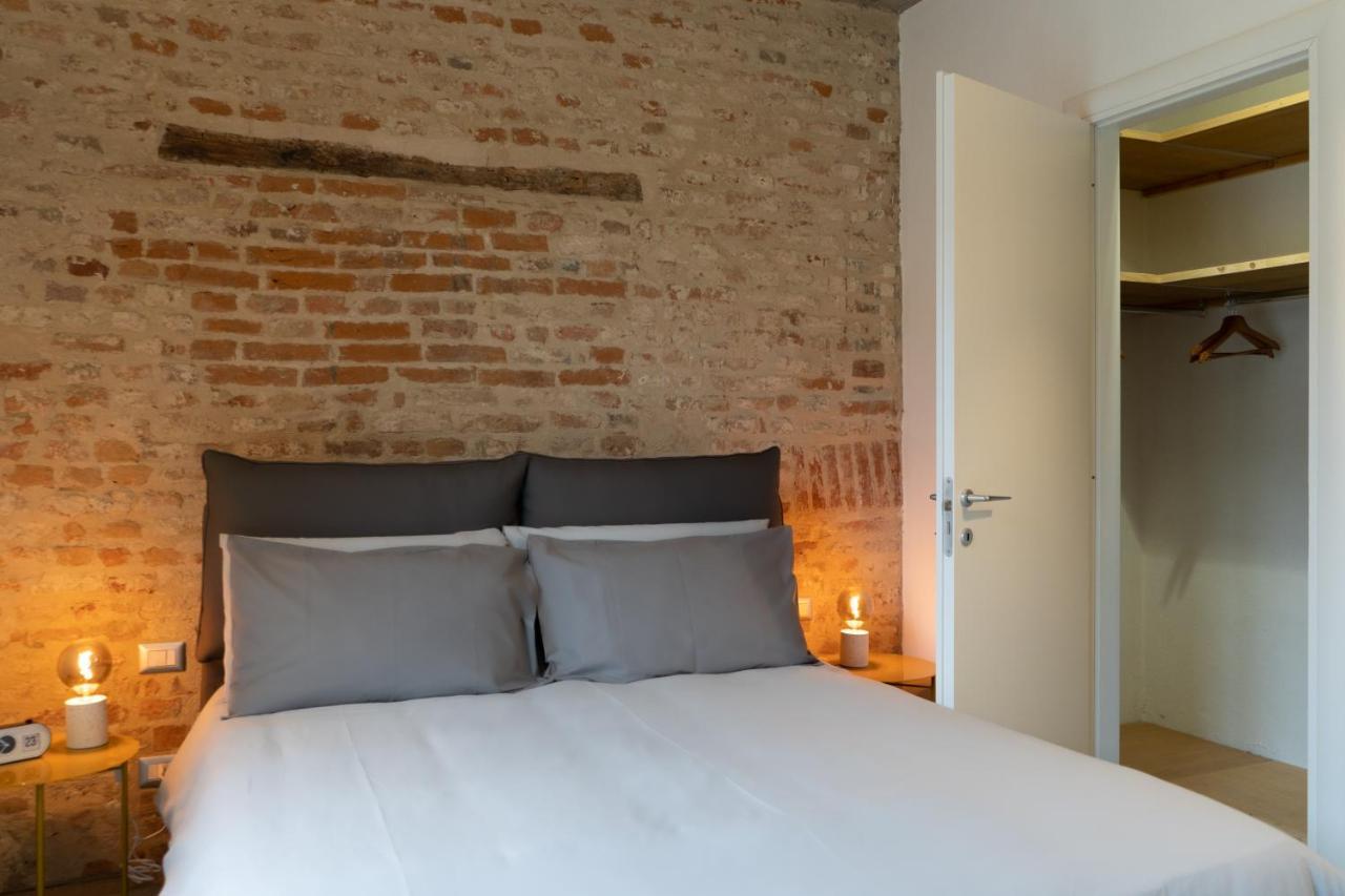 Centro Storico Recinto Dei Nobili 2-Private Parking Apartment Asti Luaran gambar